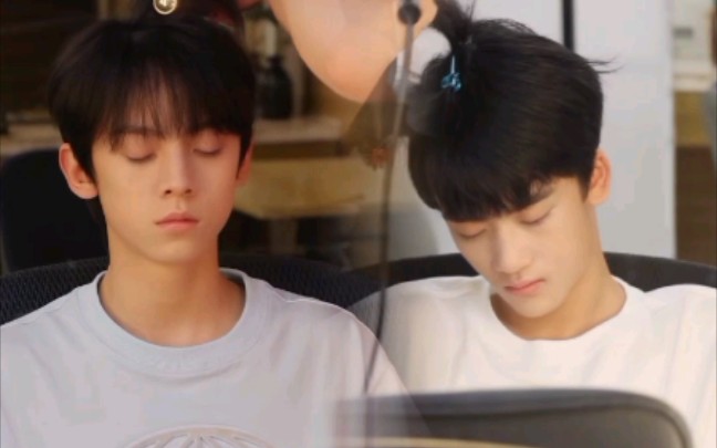 【左航×邓佳鑫】即使是避嫌 也不妨碍我们的感情