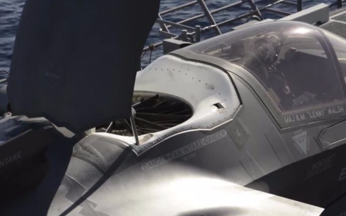 f35最新一次垂直起降训练升力扇高清细节曝光