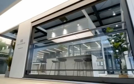 超大电动提升窗-智能窗