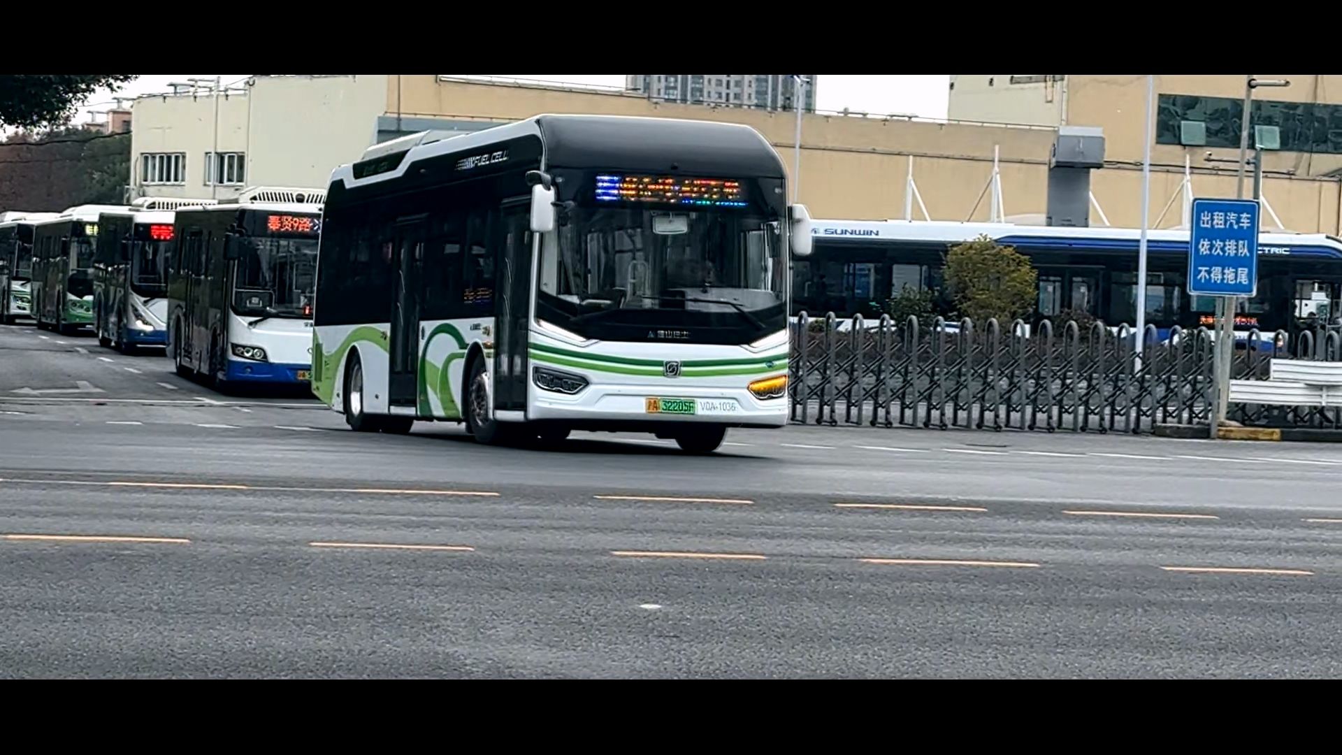 上海公交 金山巴士 南金线 v0a-1036