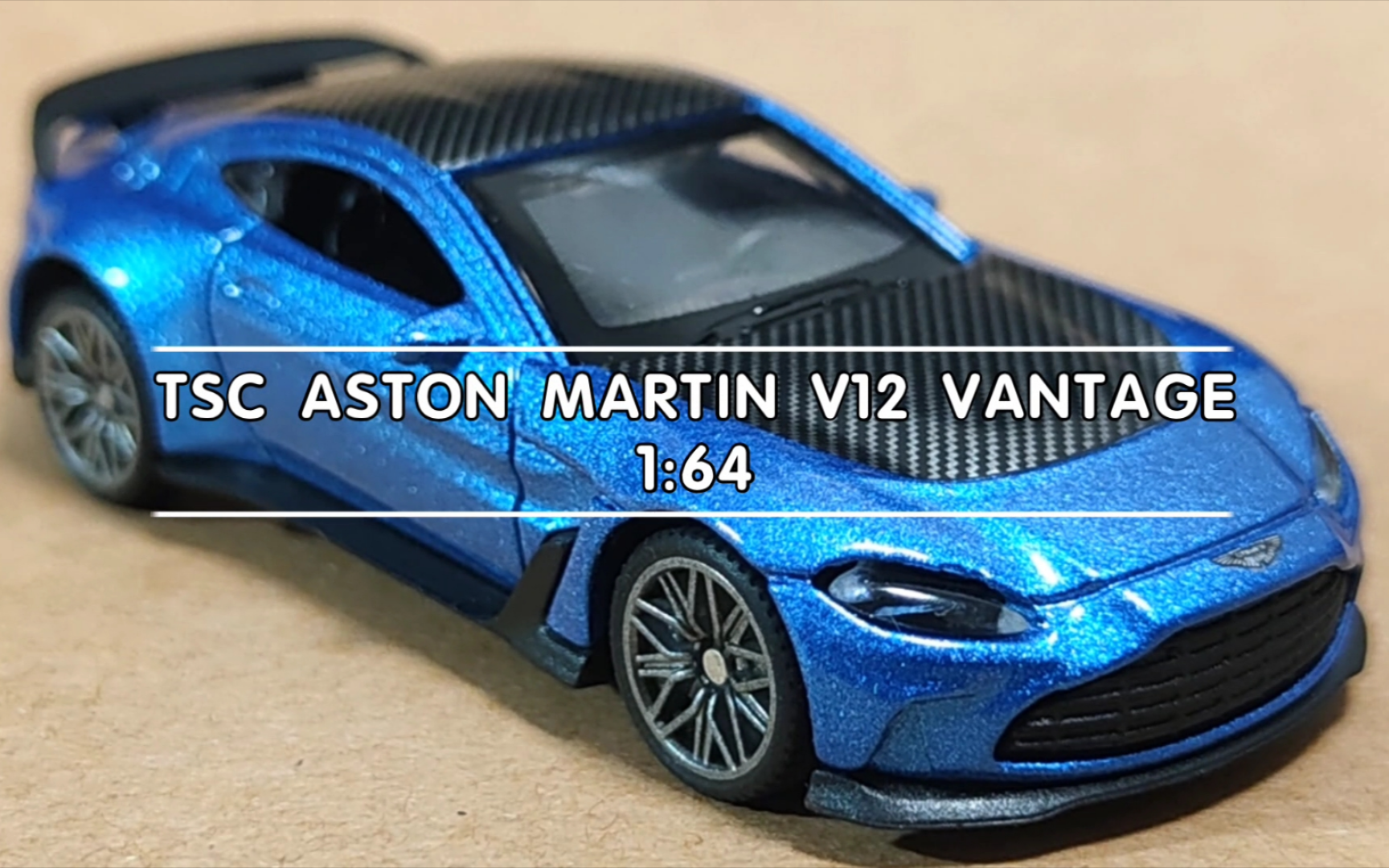 【合金小车 第93期】健丰源TSC 阿斯顿马丁 ASTON MARTIN V12 VANTAGE 1:64哔哩哔哩bilibili