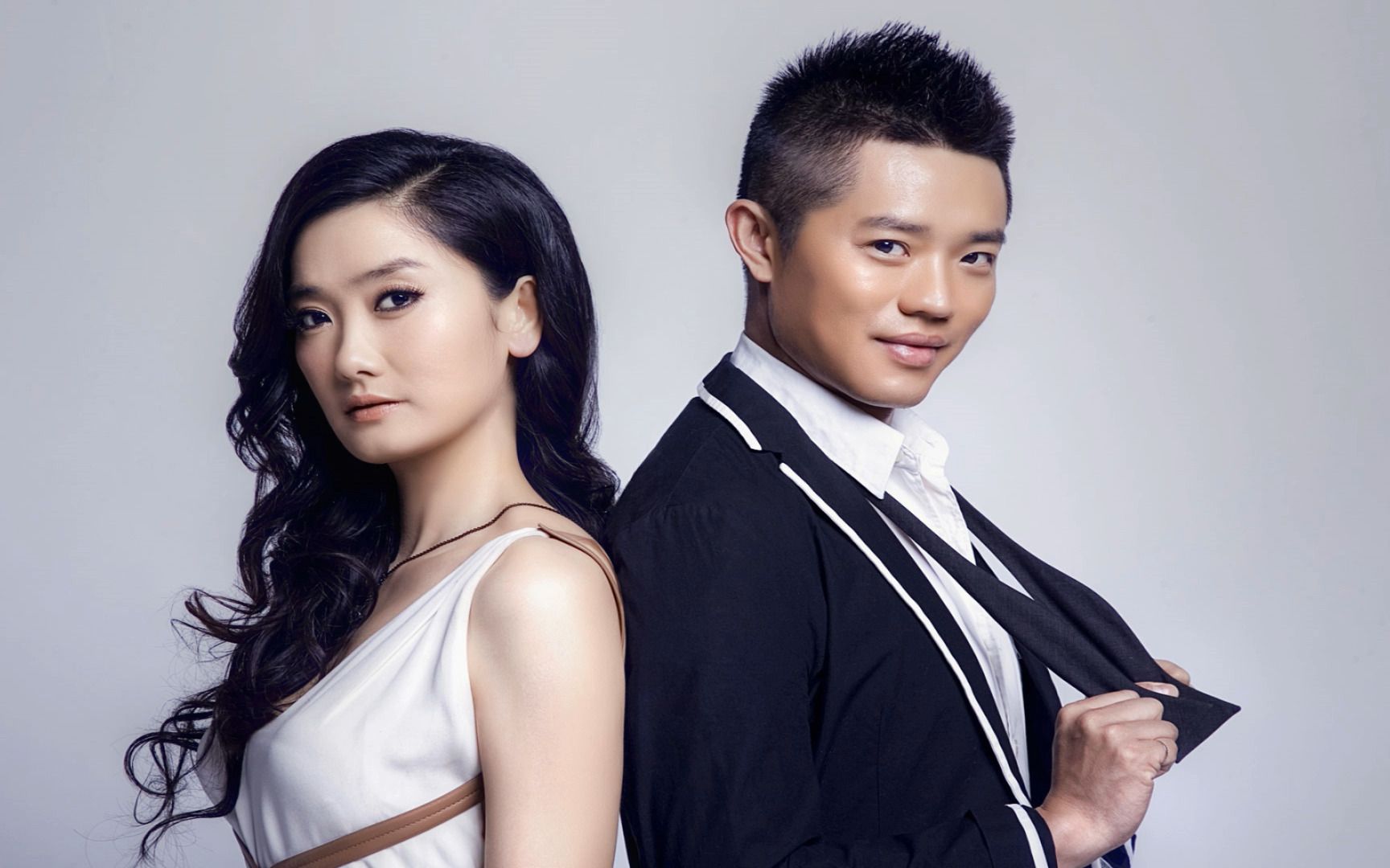 【老孟口哨】《最炫民族风》凤凰传奇_哔哩哔哩_bilibili