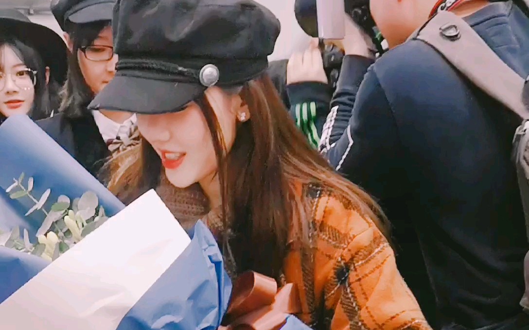 【bej48】【张怀瑾】20190114广州南站接车_哔哩哔哩 (゜-゜)つロ