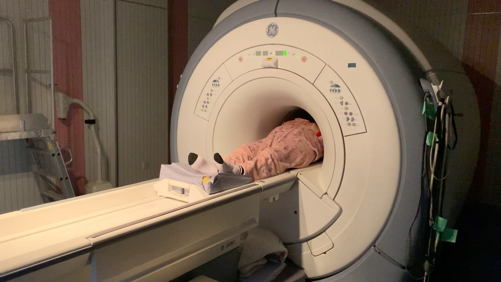 带你看各种磁共振