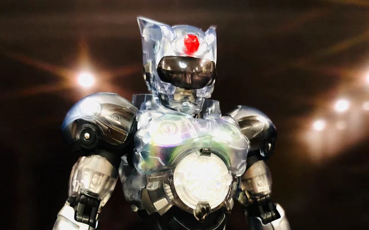 【新品分享】耀眼夺目的光芒,千值练超光战士