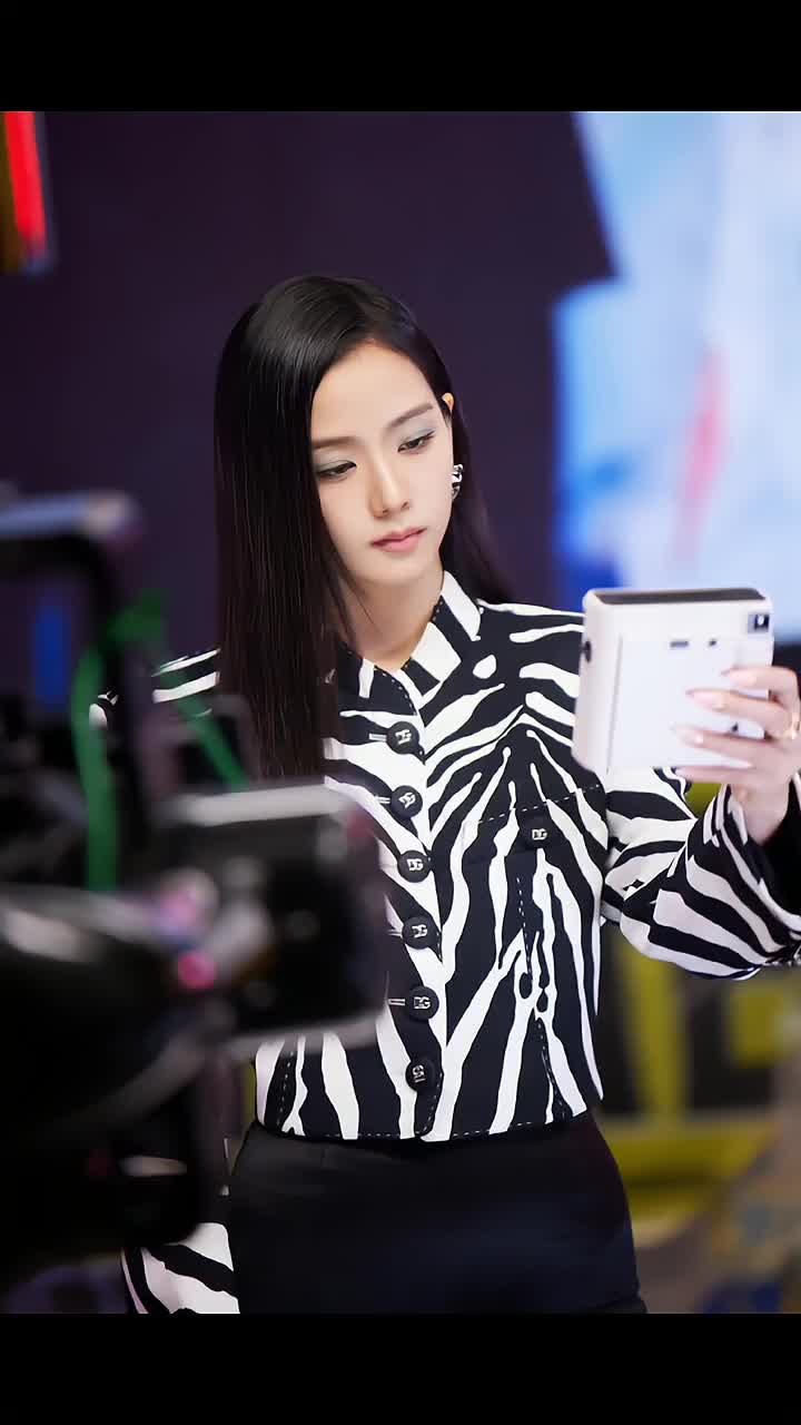 jisoo #金智秀jisoo #jisoo街拍照 #金智秀 #blackpink