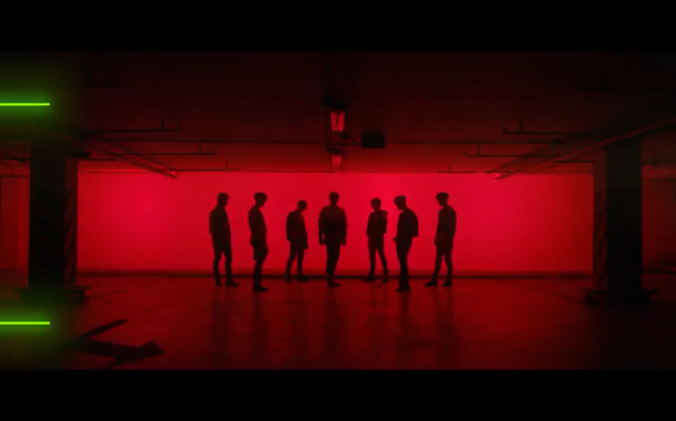 [图]【威神V】WayV《无翼而飞 (Take Off)》 Music Video