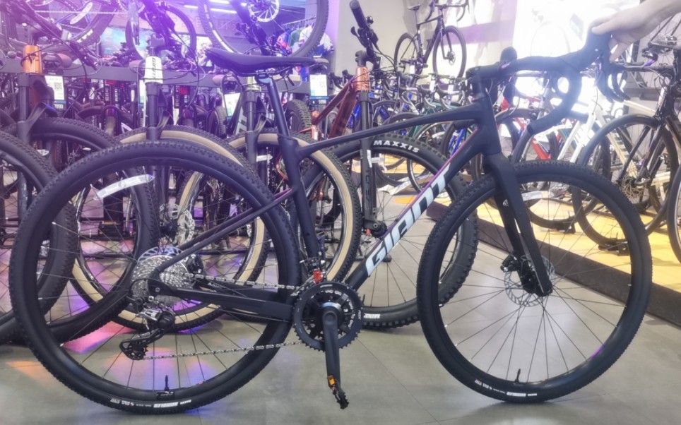 捷安特revolt 0 ,万元内首选顶级瓜车