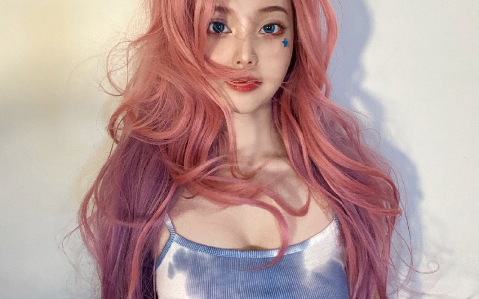 seraphine cos13 这个老婆有点大_哔哩哔哩 (゜-゜)つロ 干杯~-bili