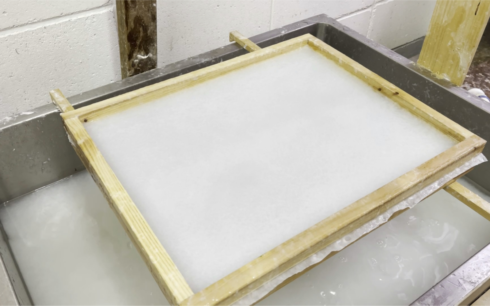 【手工造纸日记1】用来自中亚的旧棉布做纸