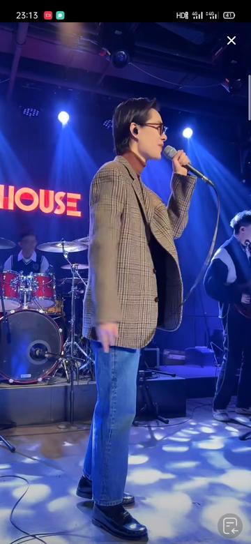 tzhouse #驻唱歌手 #余超颖 #我不是一个人流浪