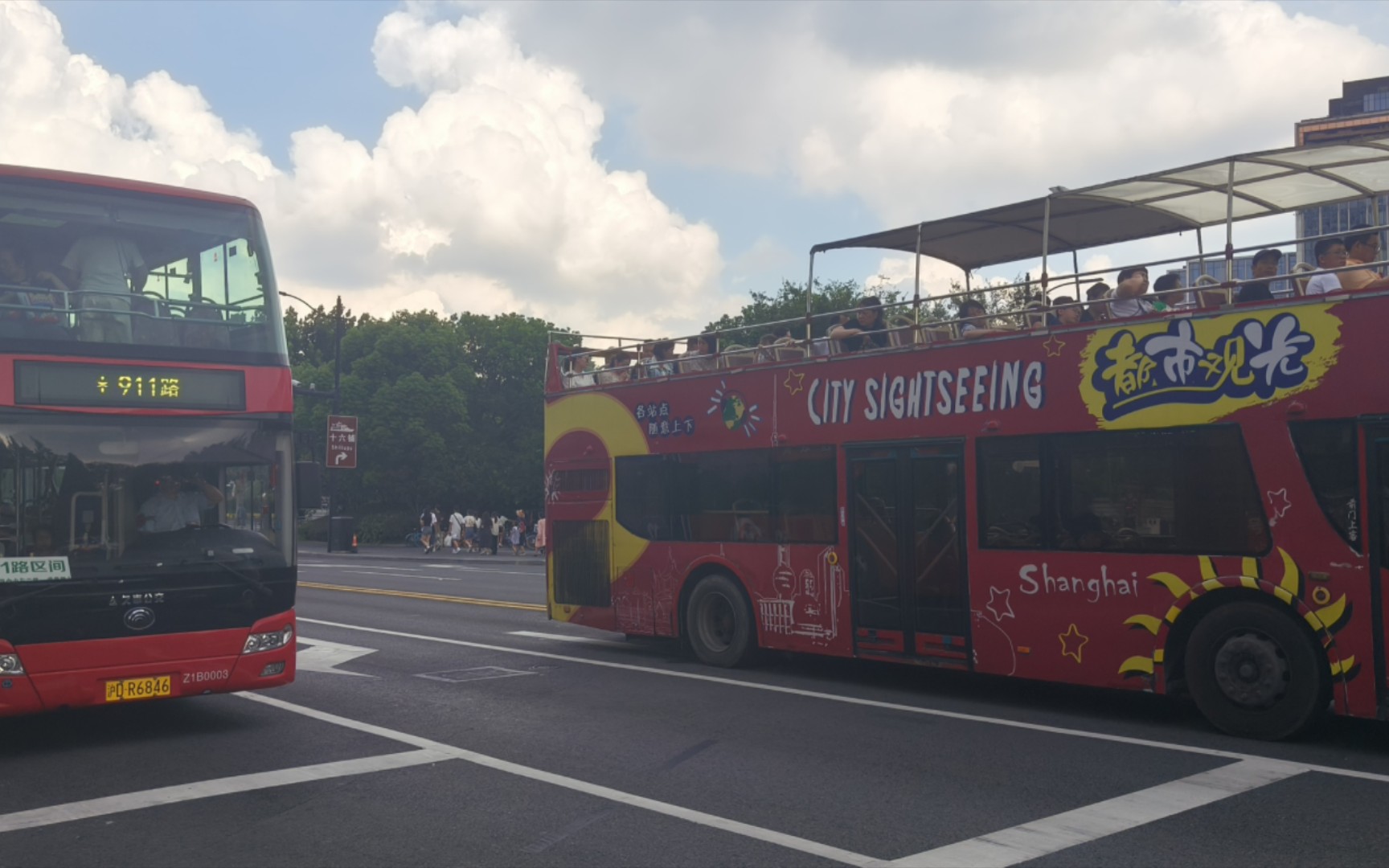 [图]【乘了上段没下段】911路双层区间车 1F视角 新开河路中山东二路→淮海中路武康路 全程车内运行实录