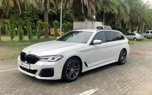 Скачать видео: 5系瓦罐 BMW 530I Touring M-Sport