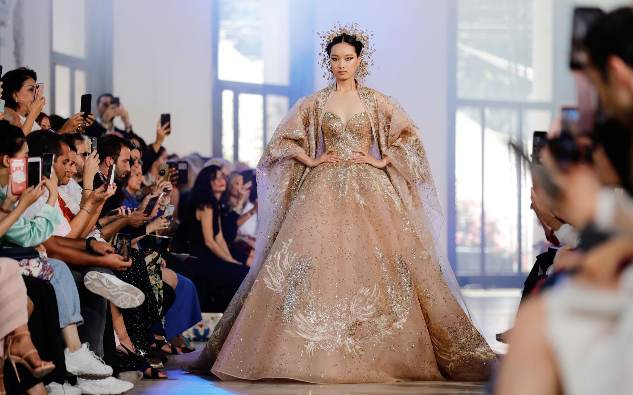 [图]【ELIE SAAB 艾莉萨博】【2019 秋冬高级定制】【Haute Couture】