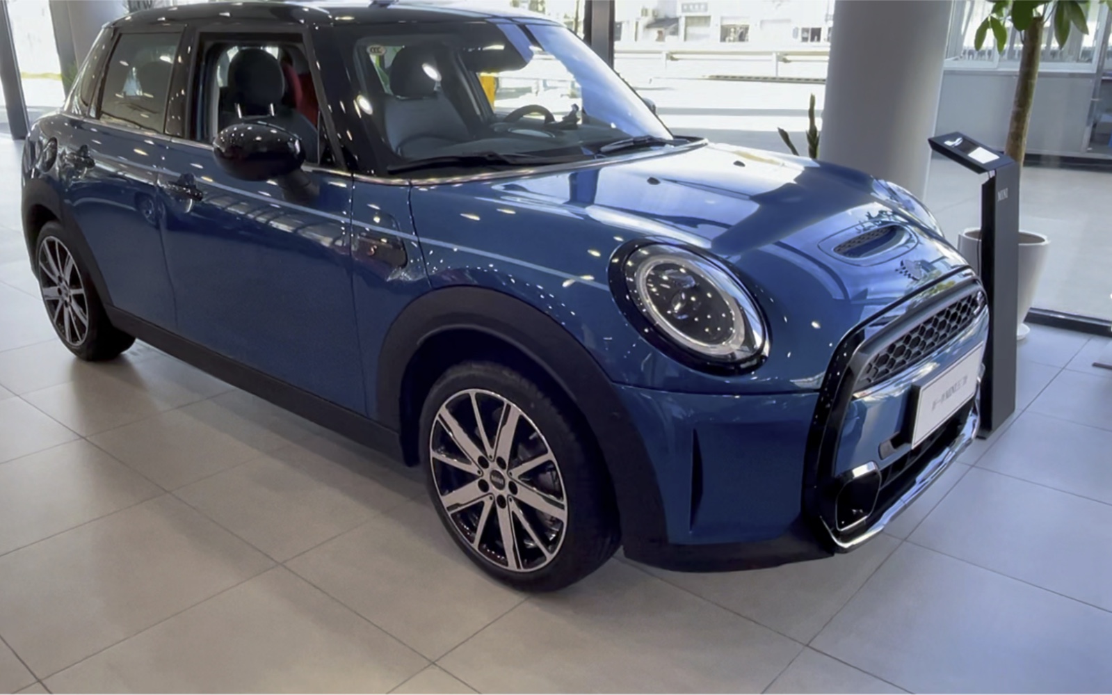 mini cooper s经典派海岛蓝现车