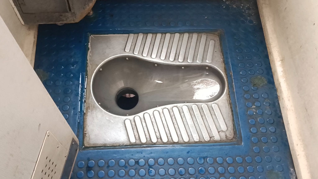 k1192的直排厕所