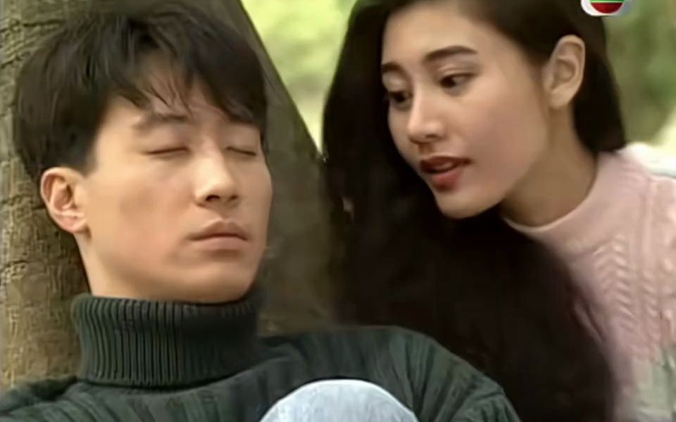 “女神也太会撩了吧，黎明都害羞了”#李嘉欣 #黎明 #金童玉女