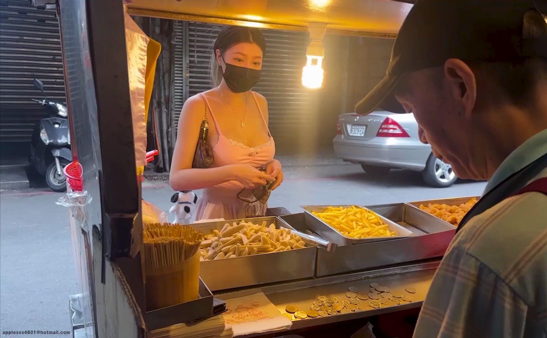 汐止老街咸酥鸡|御姐强尼