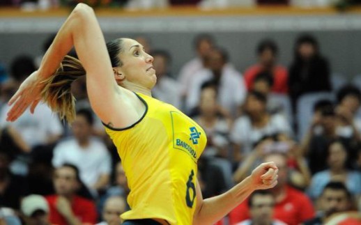 前第一副攻,巴西女排名将塔伊萨_哔哩哔哩_bilibili