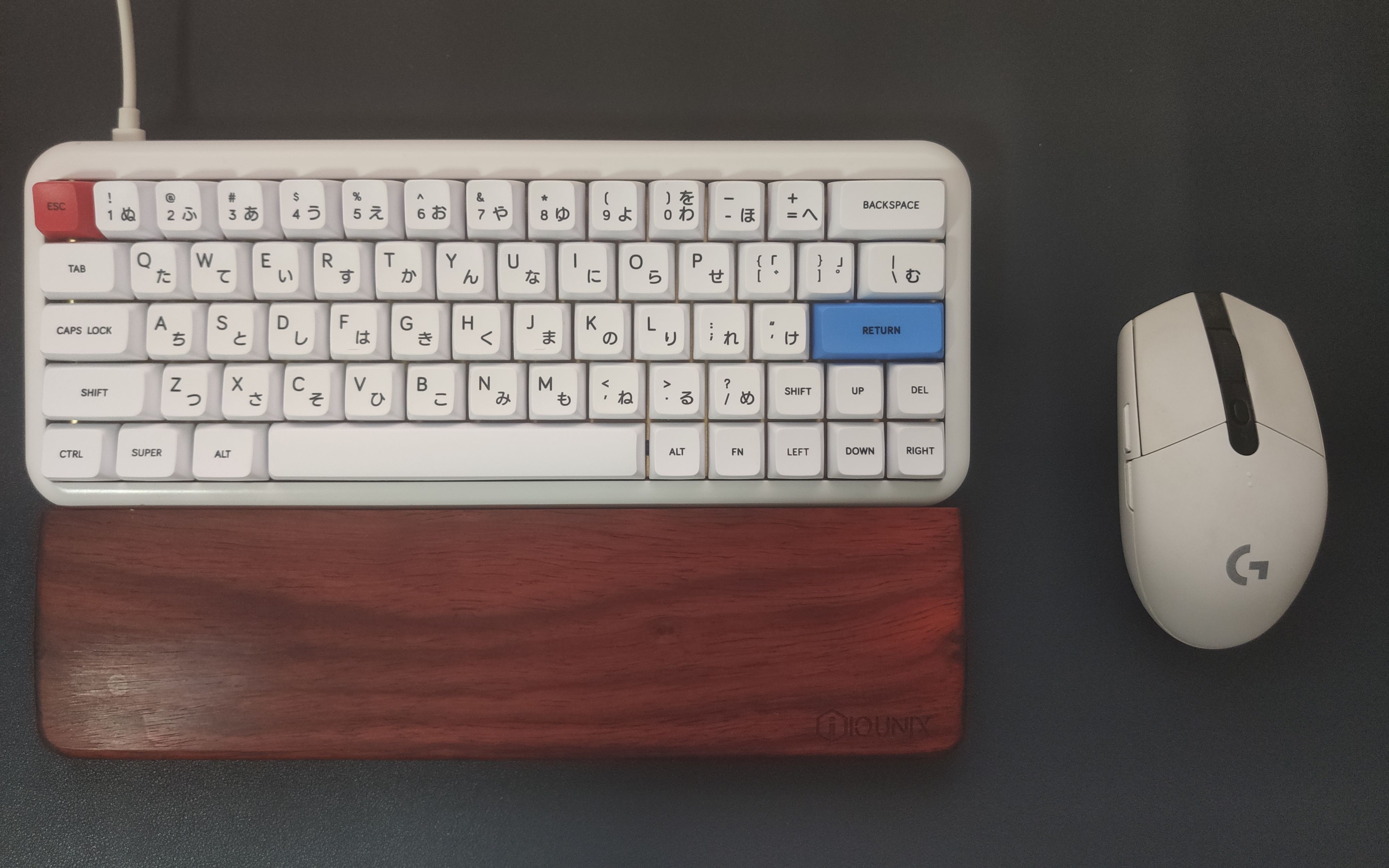 【客制化键盘】mojo60电泳白开箱