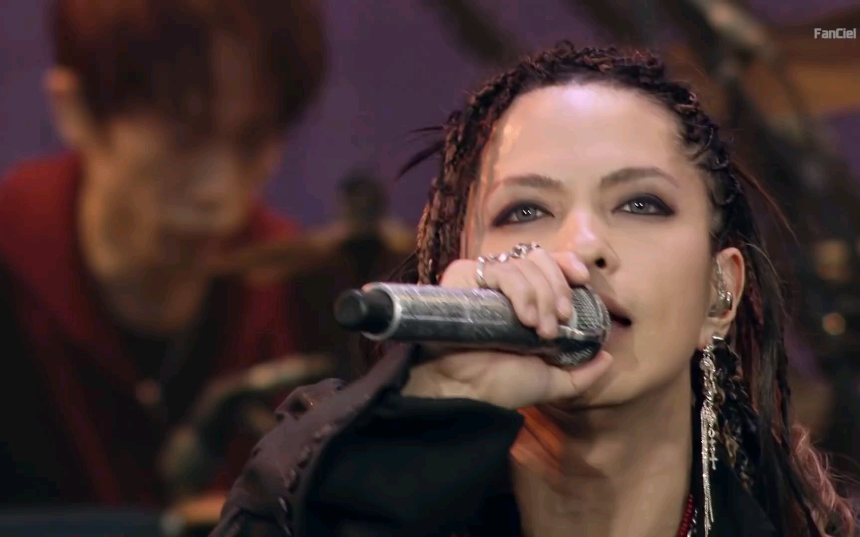 [图]【彩虹乐团】【L'Arc~en~Ciel】【LARUKU】夏の忧郁～Time to Say Goodbye～（LIVE）