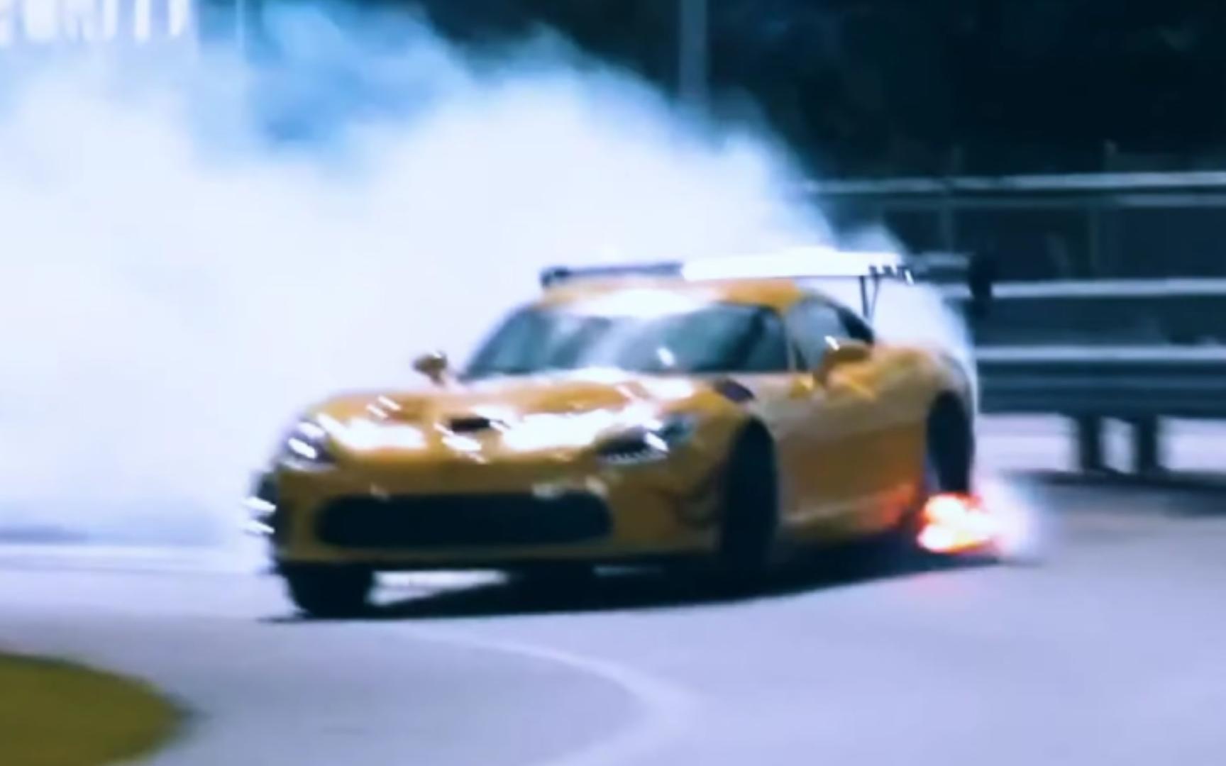 【4K】道奇 Dodge Viper ACR(抱歉封面只能这样了)哔哩哔哩bilibili