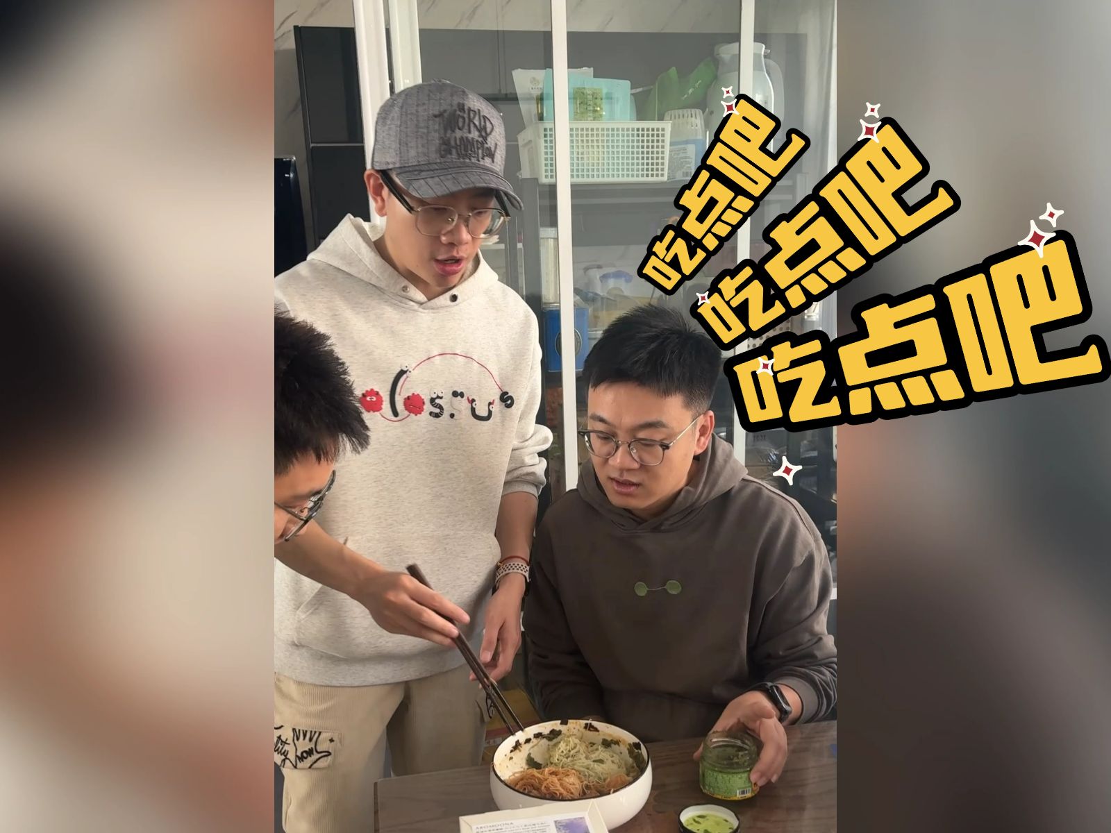 关于我在工作室追人投喂的这几天…-火爆猴小龙-火爆猴小龙-哔哩哔哩视频
