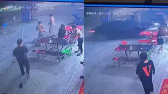 Tải video: 一群男子猛砸过路车，不料车主瞬间掉头，2次冲向砸车者后驶离