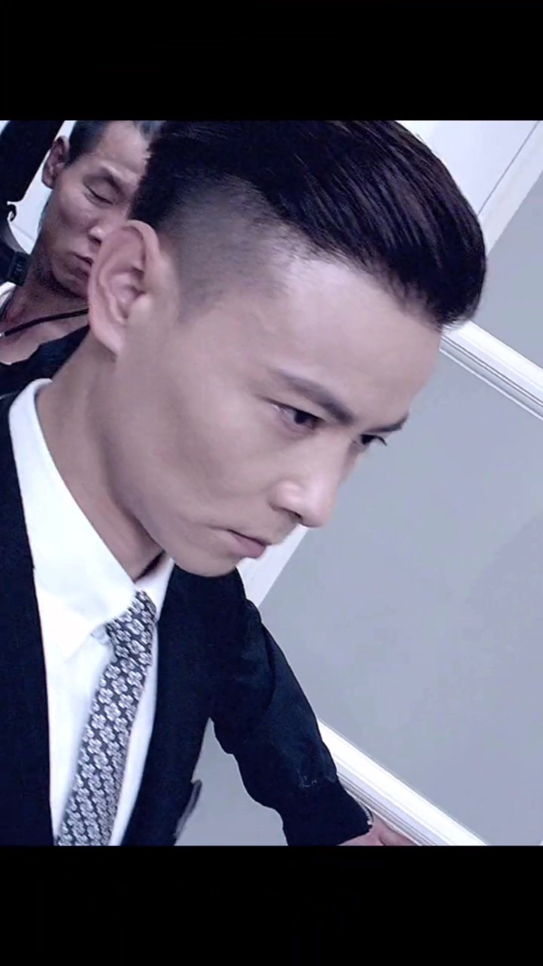 "西装暴徒"酷毙了!_哔哩哔哩_bilibili