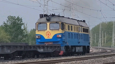 第六代毛泽东号机车】京局丰段HXD3D-1893牵引Z2次列车高速通过后