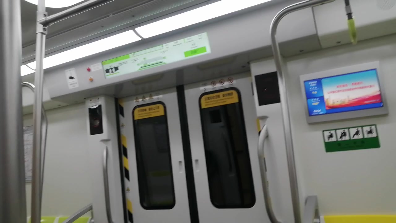 天津地铁10号线 车内实录