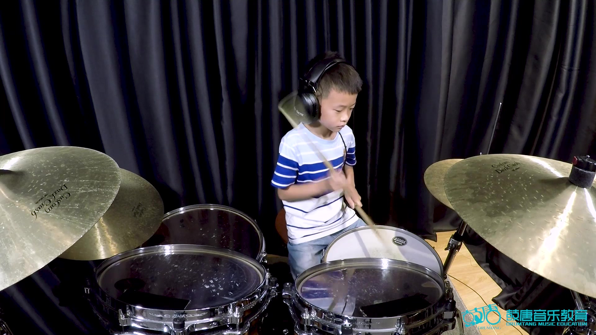 深圳鼓唐六岁架子鼓手黄天浩《full rudder》鼓唐音乐教育