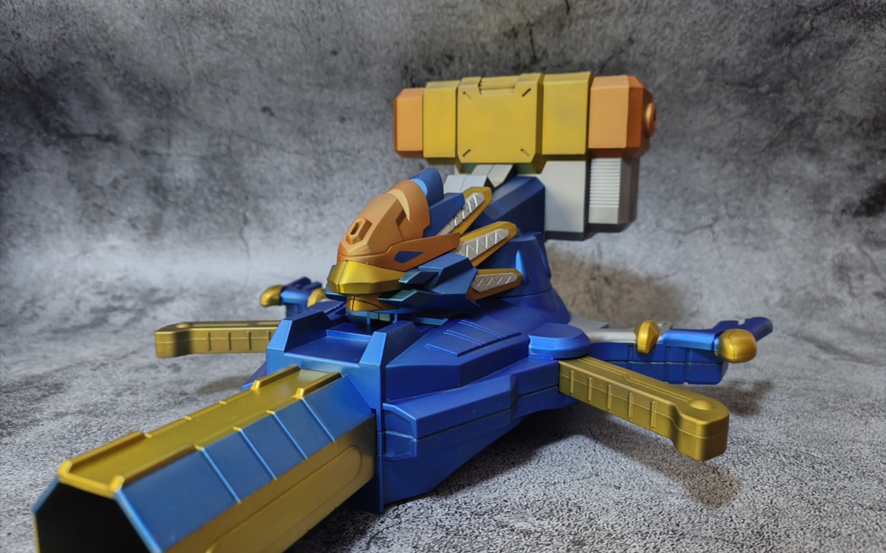 东方豹,弹珠传说锁风金鹏制作