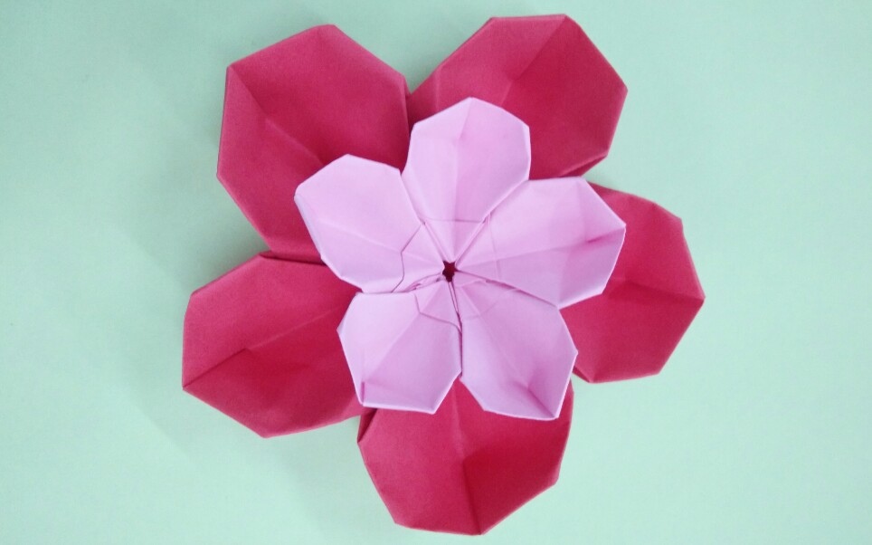 折纸教程#手把手教你折一朵漂亮的梅花