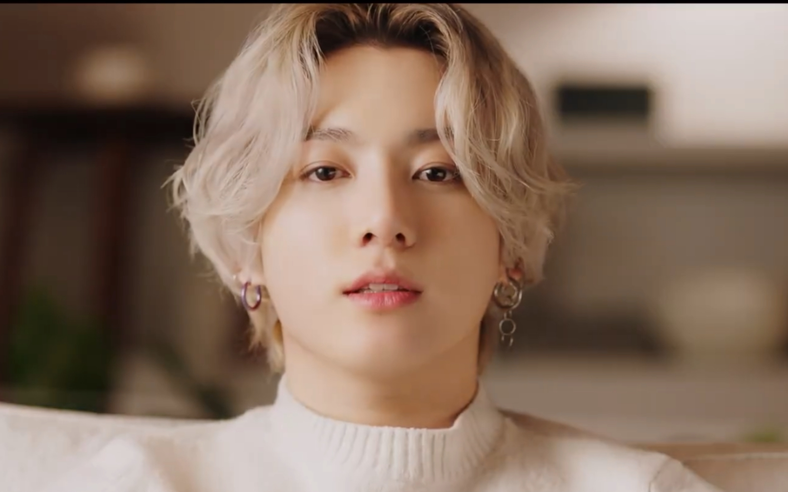 【bts】防弹少年团最新日文单曲《film out》官方mv公开