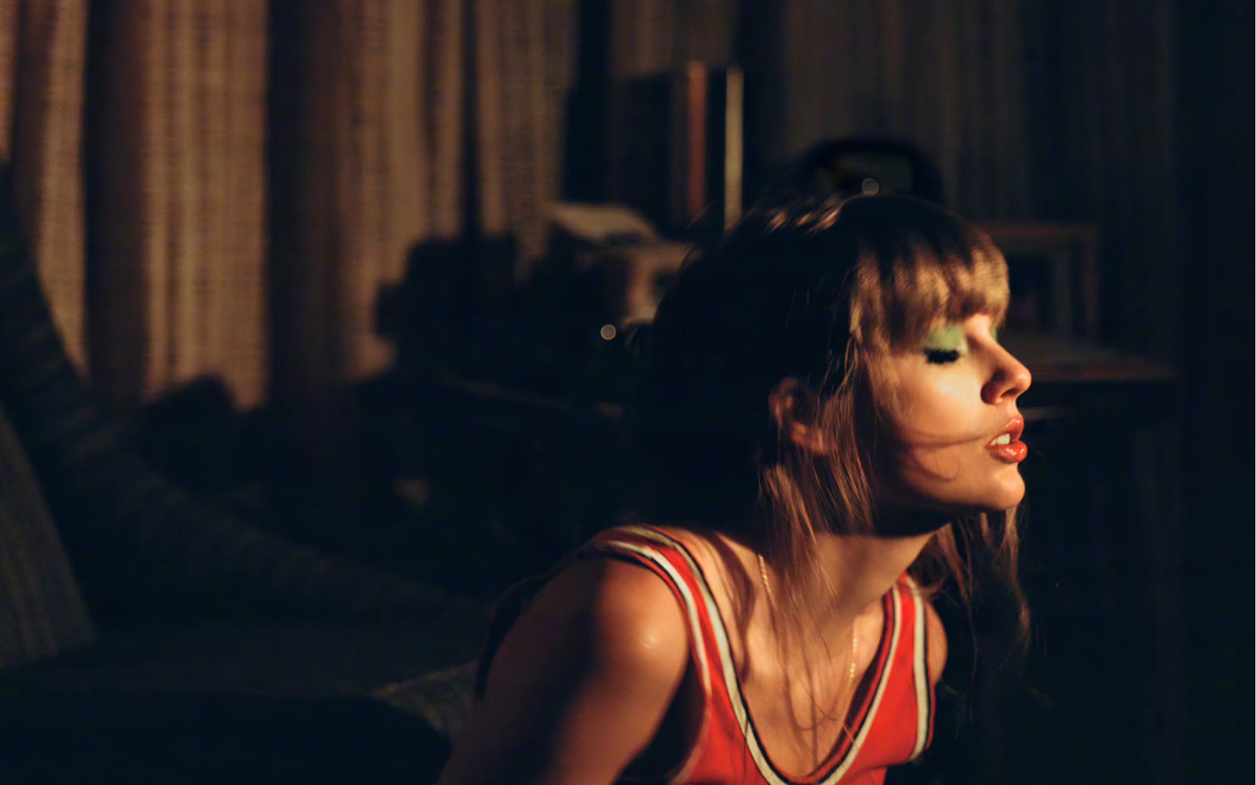 十三年老粉翻唱霉霉新专辑midnight rain