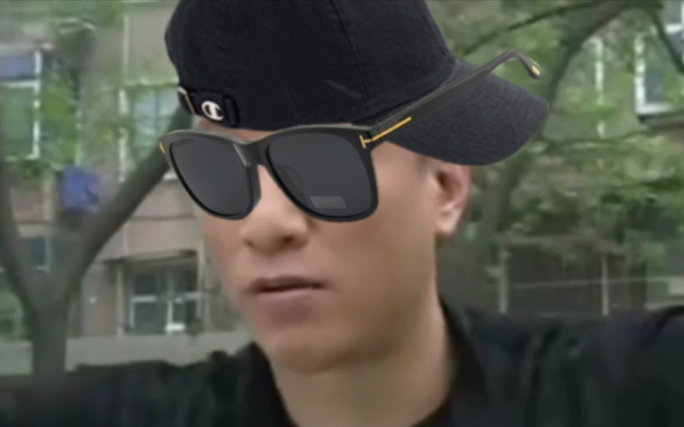 说唱歌手刘华强