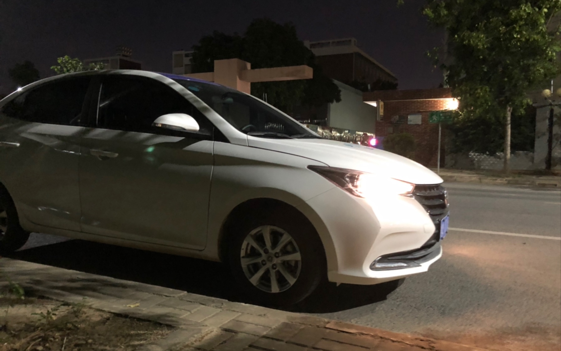 试驾长安悦翔联动云特供版_哔哩哔哩_bilibili