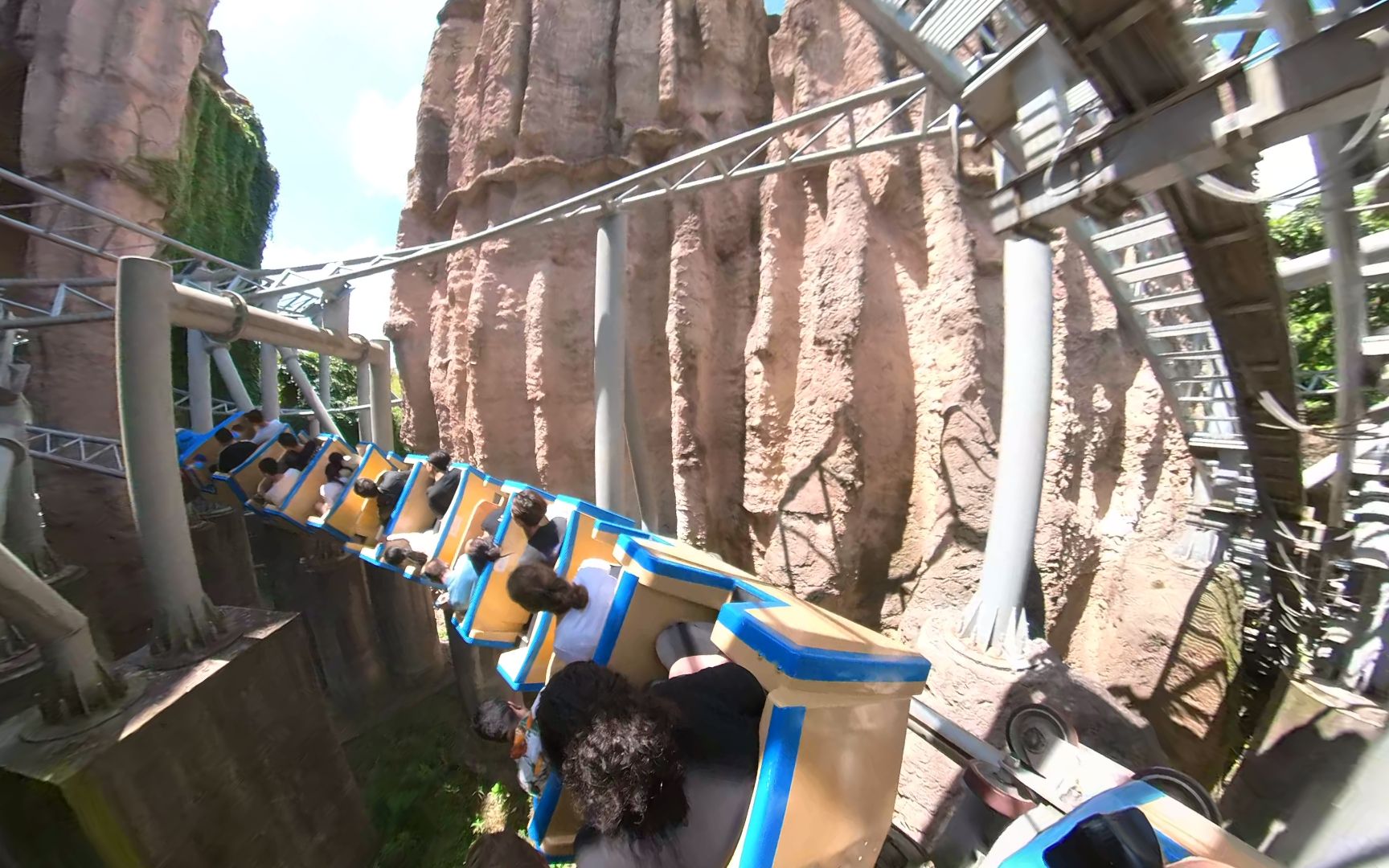 [vr视频]上海欢乐谷-矿山历险