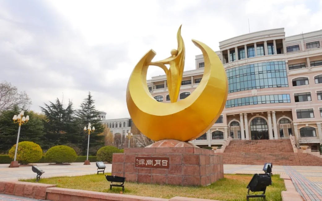 国网技术学院变检试验1班冬培留念