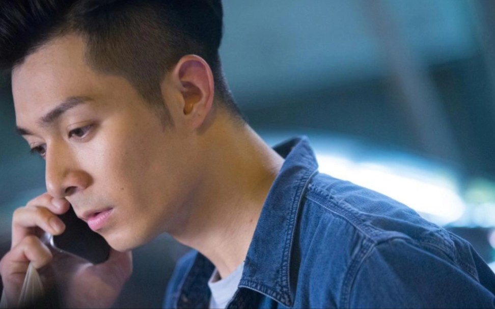 粤语歌曲!周柏豪《够钟》何事落得如此收场,唱出多少人的心声