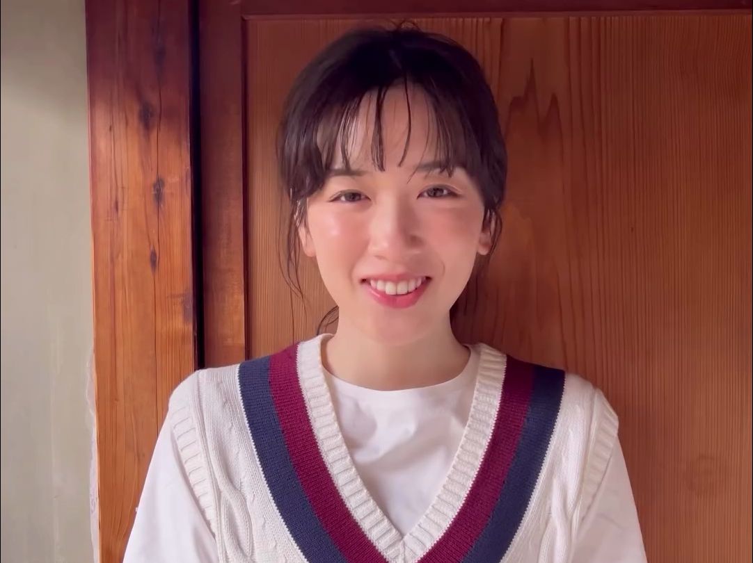 mina7月号99永野芽郁以"t恤和那天的夏天模特.