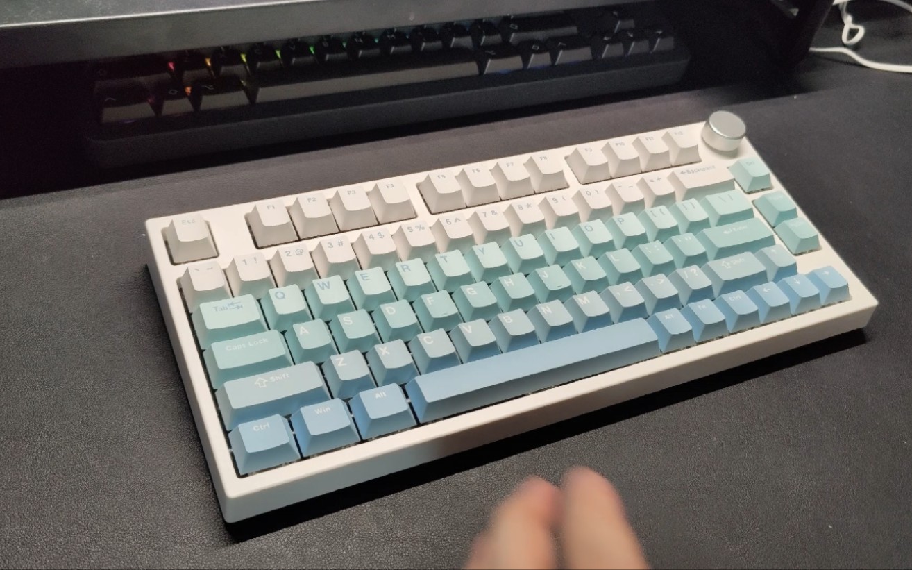 腹灵新pbt原厂键帽——群青_哔哩哔哩_bilibili