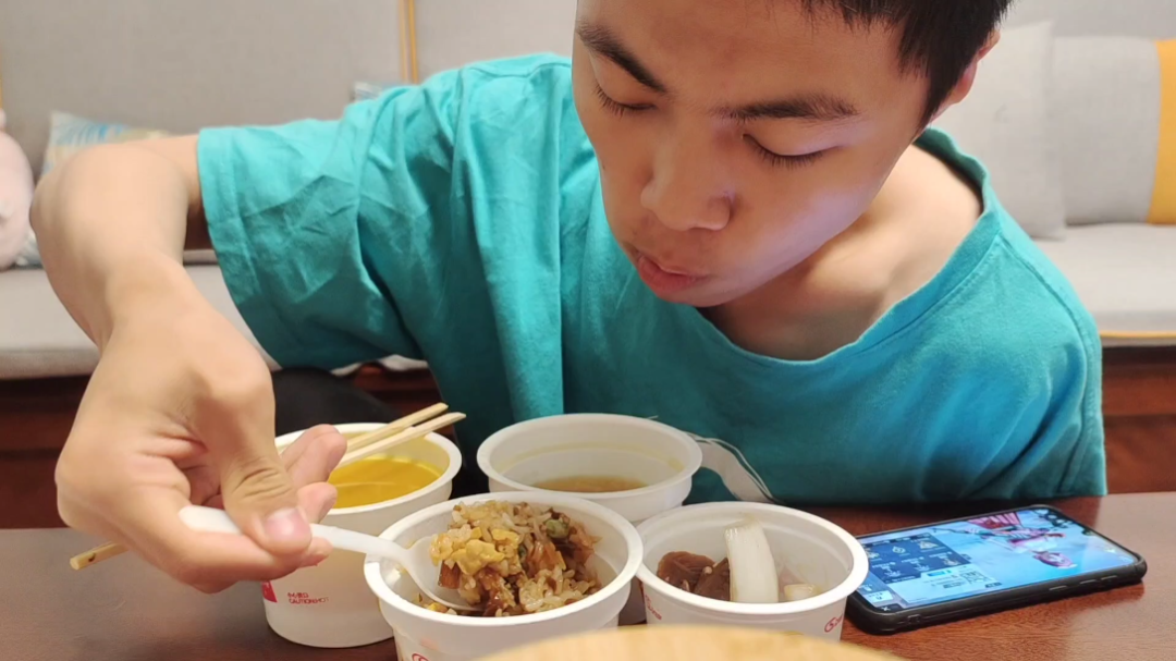 最想对袁隆平说的话#初中生努力吃饭,保_哔哩哔哩_bilibili
