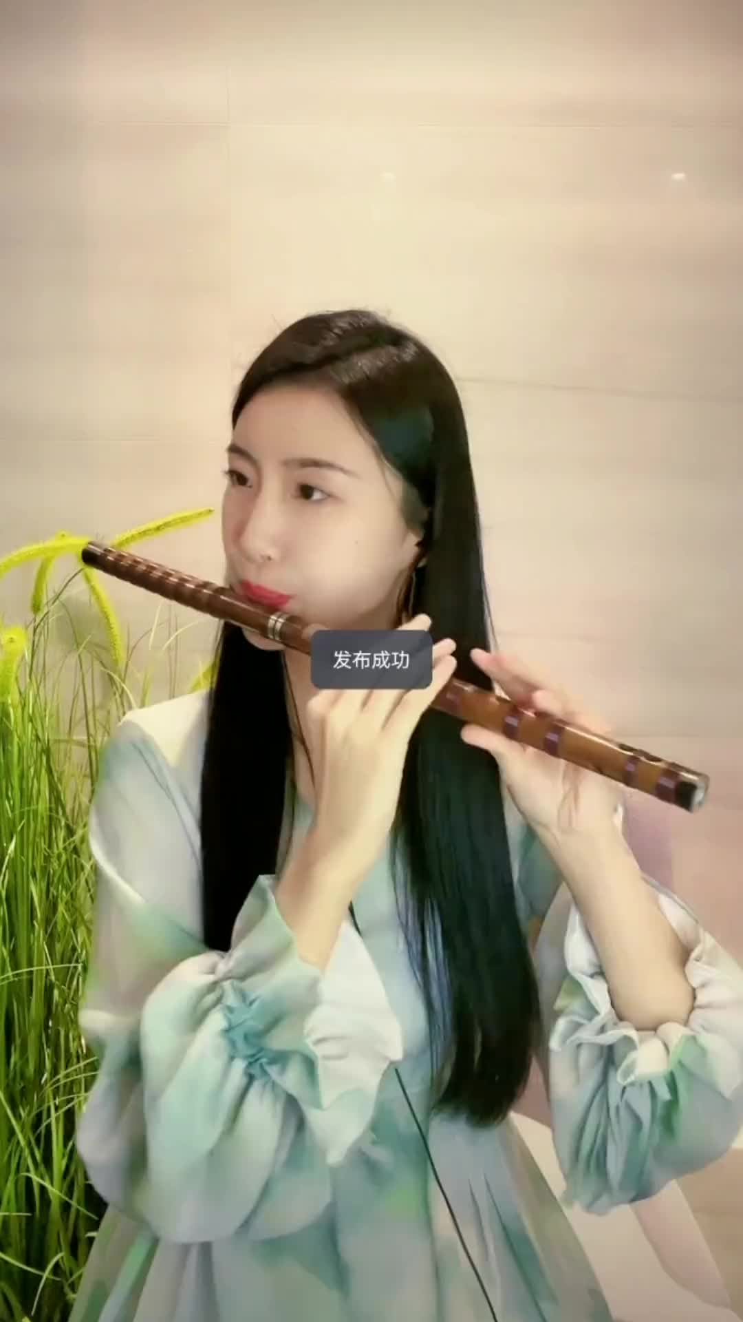 子涵演奏喜送公粮笛子版f调作5竹笛子涵弘扬国乐竹笛演奏喜送公