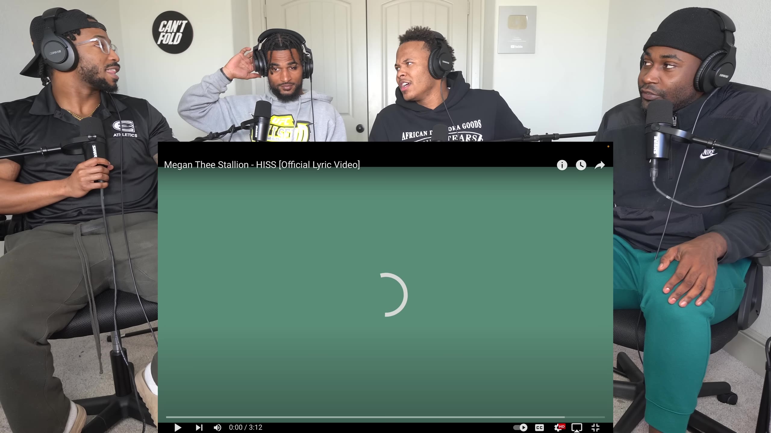 [图]Nicki Minaj - Big Foot Vs Megan Thee Stallion - HISS (REACTION 100144