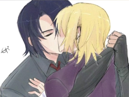 当阿斯兰摘下手套