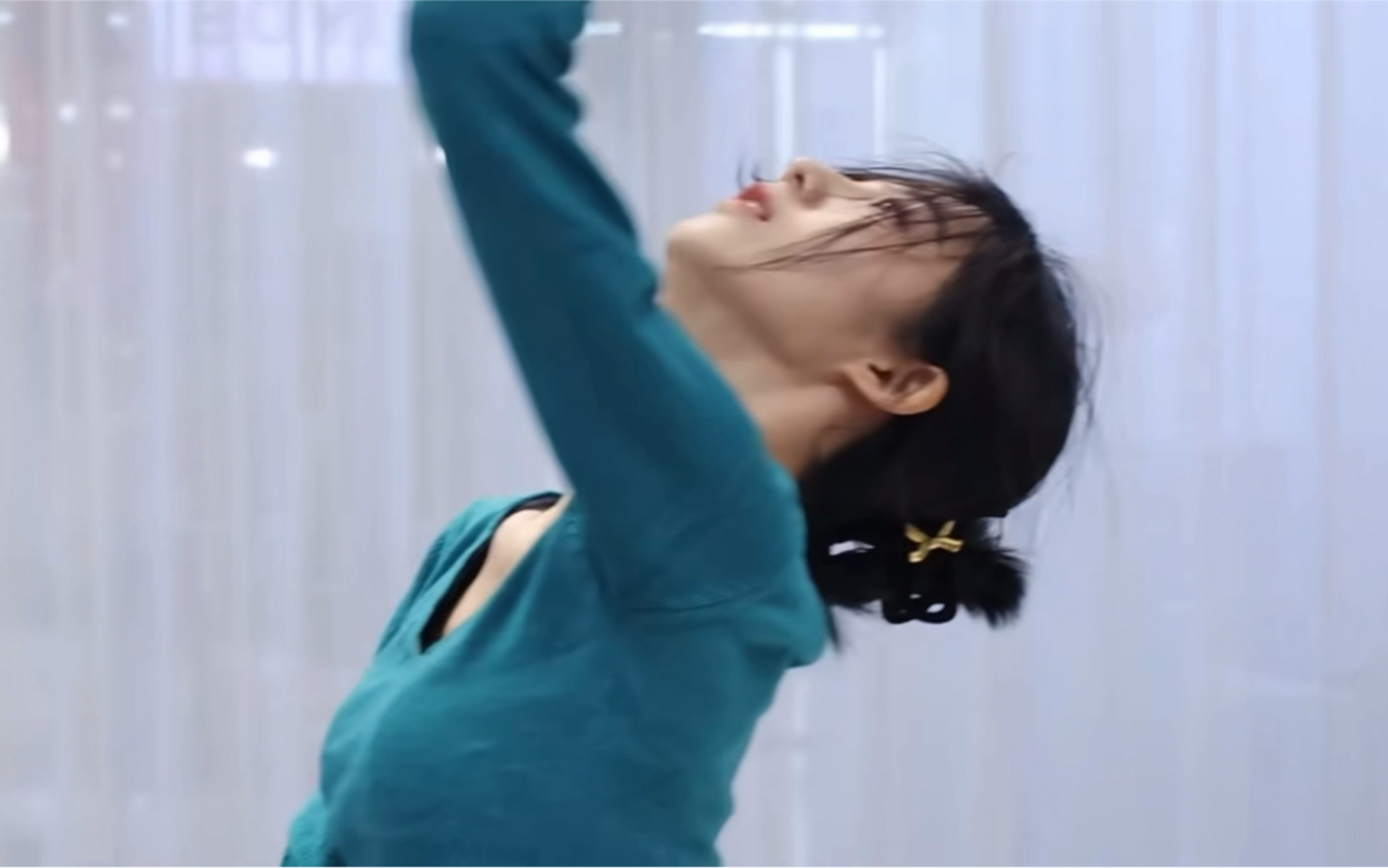 万鹏|真的还有人没看过万鹏跳舞吗?她真的不可以演温以凡吗?