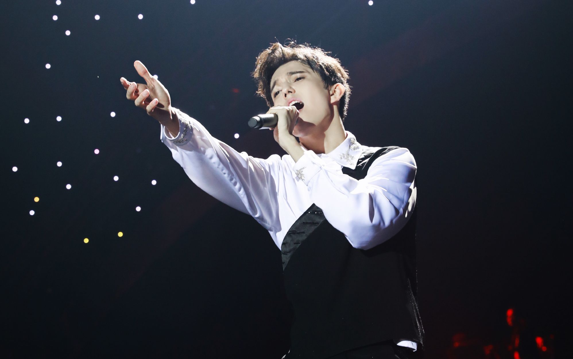 【迪玛希】hd -《天亮了》bastau 演唱会 高质量音频 - dimash