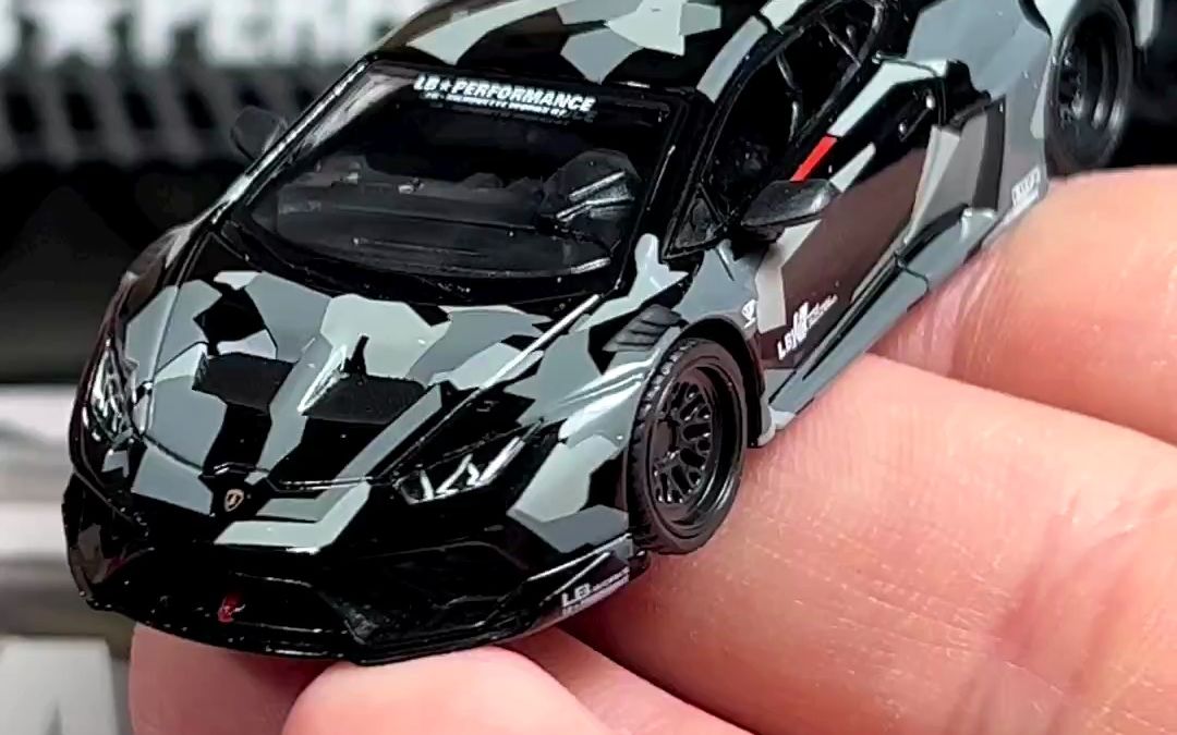 玩具小汽车开箱